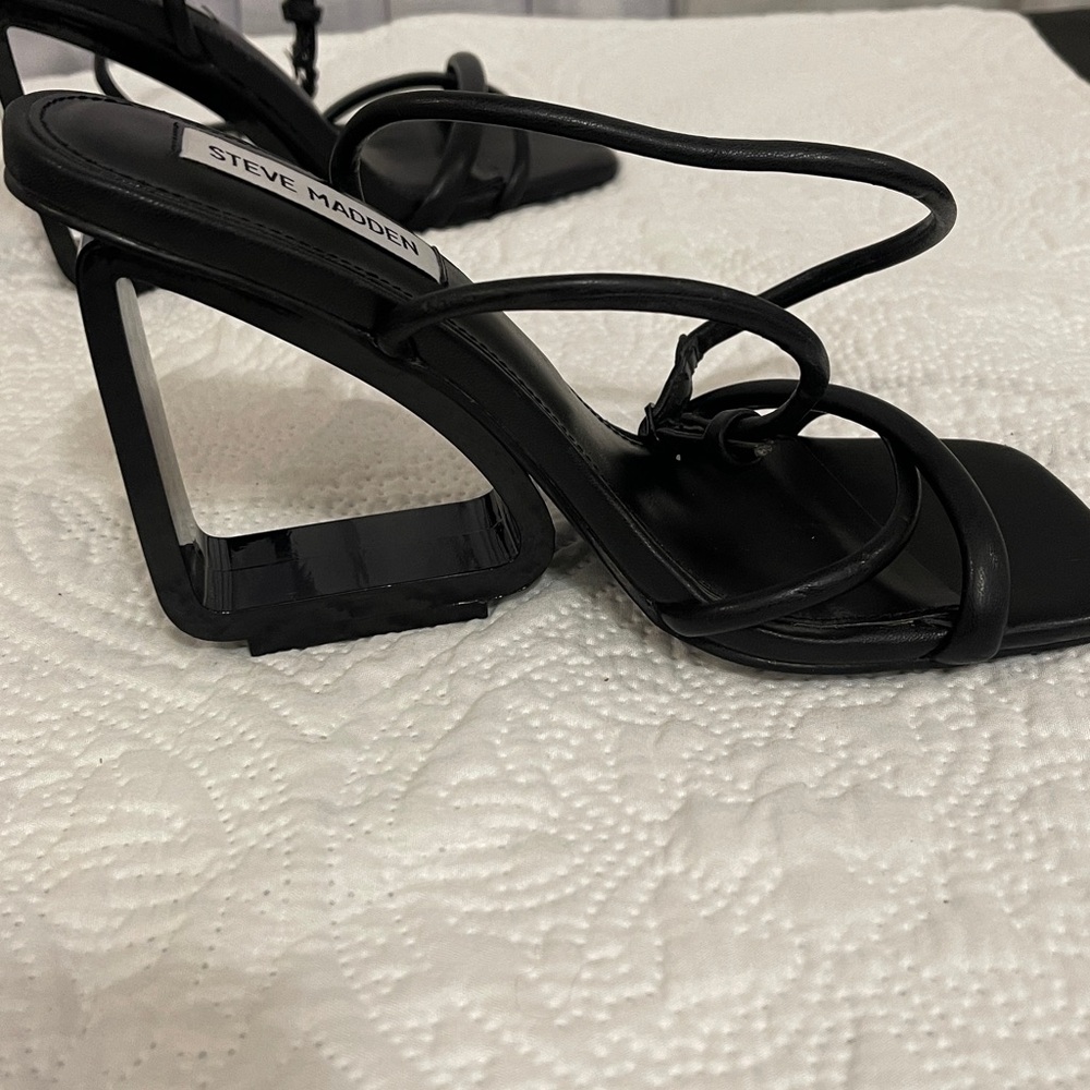 Steve Madden Black Strappy Heels - Picture 4 of 8